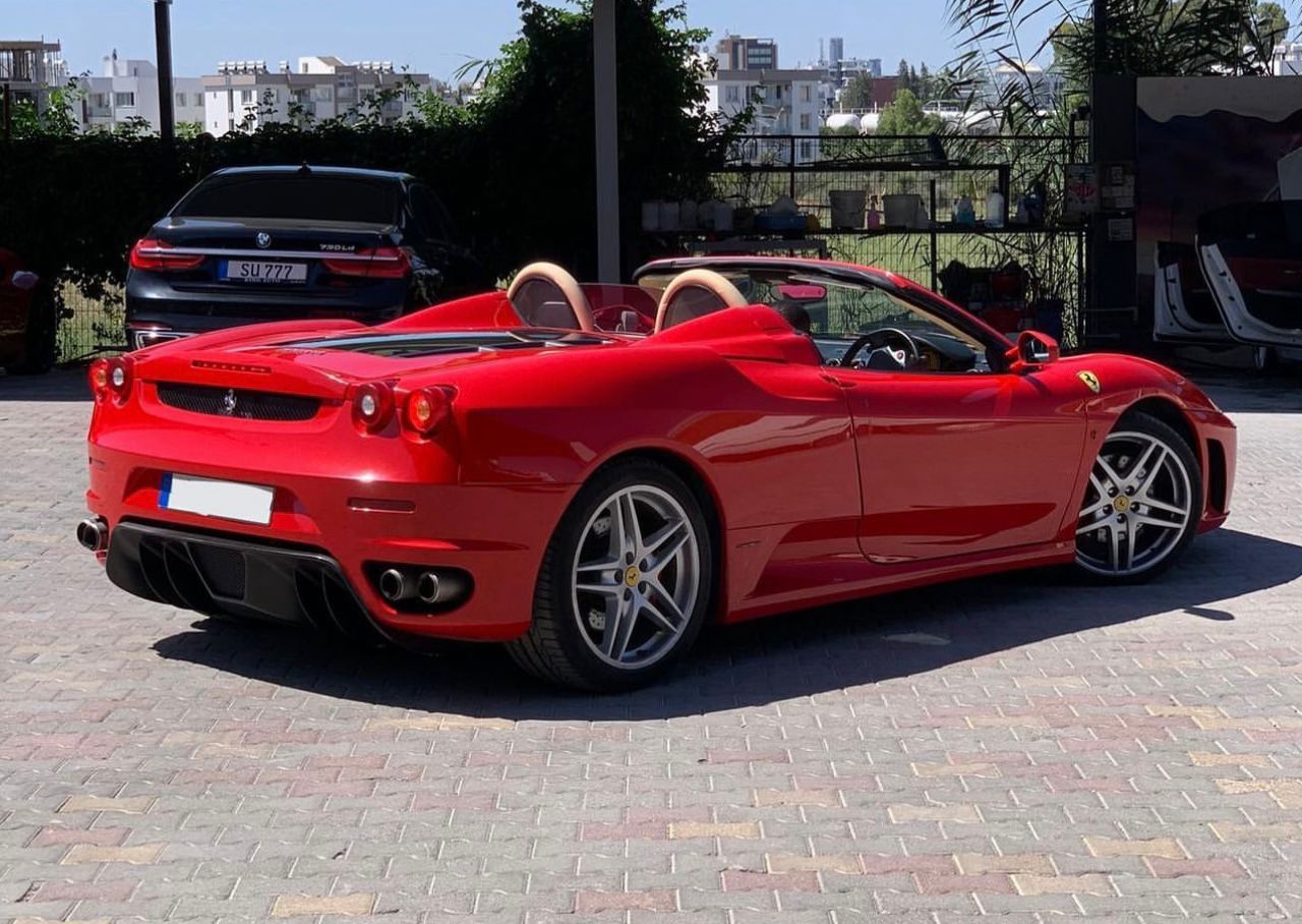 Испытайте Феррари на Кипре | Роскошь и Незабываемые Впечатления
